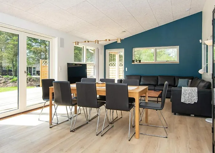 Holiday home Luxury Retreat With Pool - By Traum